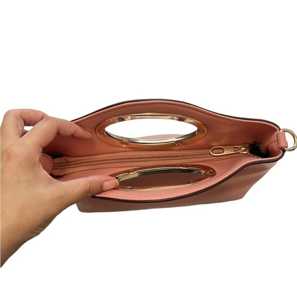 Medium Size Dusty Pink Tote/Crossbody - Picture 3 of 13